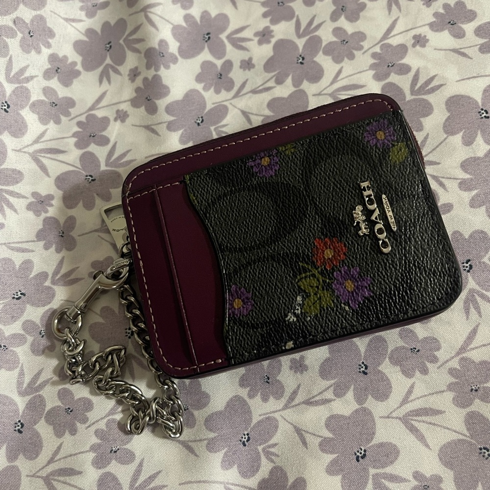 Coach Zip Card Case In Signature Canvas With Floral Design
